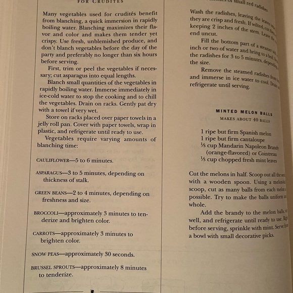 Martha Stewart Cookbook - Picture 4 of 4